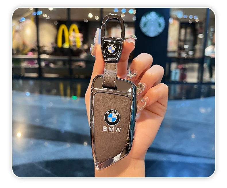 Klappschlüssel-Etui für BMW – Eleganter Schutz mit Leder-Design und Schlüsselanhänger