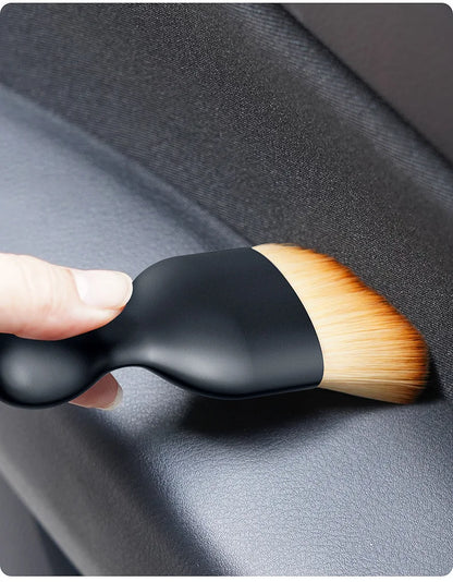 🔥FREE SHIPPING🔥 Soft Car Cleaning Brush with Cover